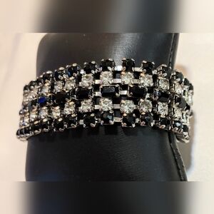Elegant Black and Silver Bracelet